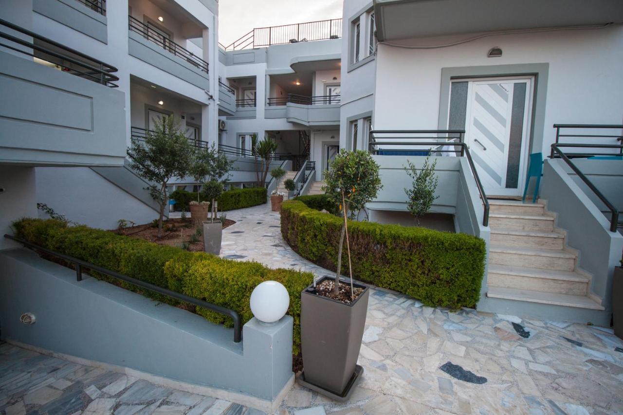 Elia Stalos Apartments Eksteriør bilde